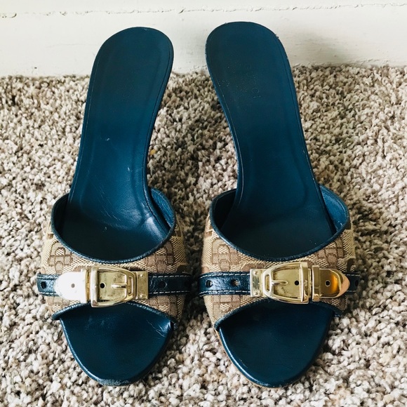 Gucci Shoes - Gucci Blue Sandals Size 38C